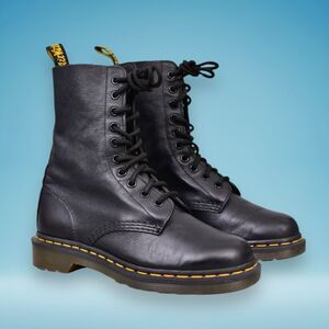 Dr Doc Martens AirWair 1490 Bex Smooth Leather Black Boots US Women 6